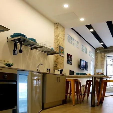 Loft Independiente Con Piscina Compartida En Centro De Валенсия