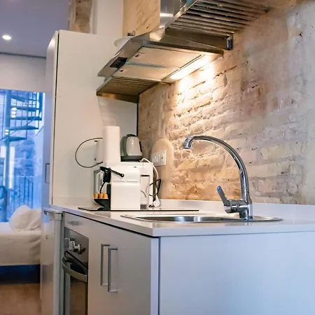 Loft Independiente Con Piscina Compartida En Centro De דירה *