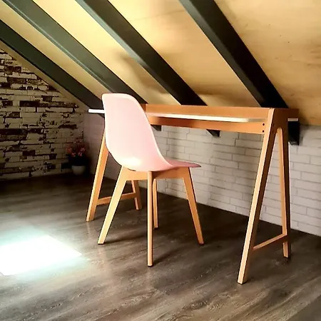 Loft Independiente Con Piscina Compartida En Centro De *