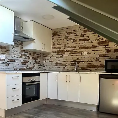 Loft Independiente Con Piscina Compartida En Centro De Apartman