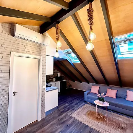 Appartamento Loft Independiente Con Piscina Compartida En Centro De *