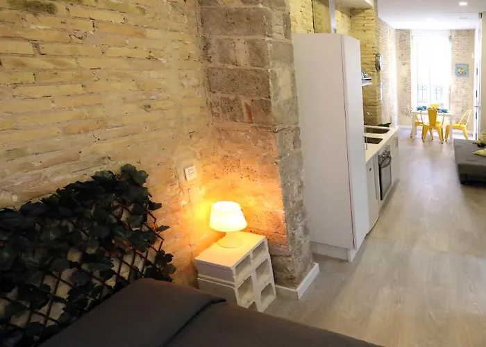 Loft Independiente Con Piscina Compartida En Centro De Appartement Valence