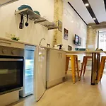 Loft Independiente Con Piscina Compartida En Centro De