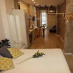 Apartamento Loft Independiente Con Piscina Compartida En Centro De *