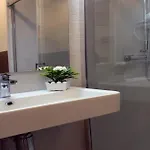 Apartamento Loft Independiente Con Piscina Compartida En Centro De