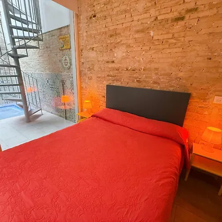 Loft Independiente Con Piscina Compartida En Centro De شقة